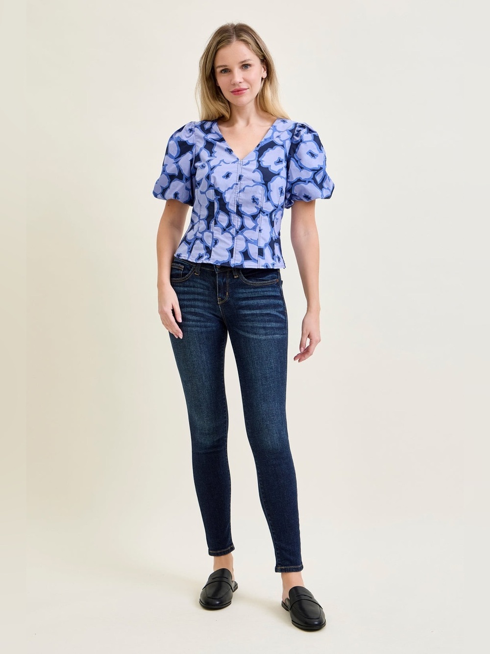 NWOT Judy Blue “Sienna” Handsand Resin Wash Mid Rise Skinny Jeans Size 3